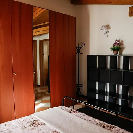 Floreal House - Classic Style *