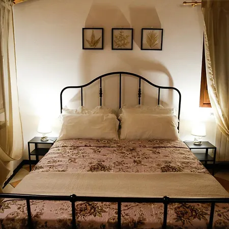 Floreal House - Classic Style