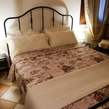 Apartment Floreal House - Classic Style